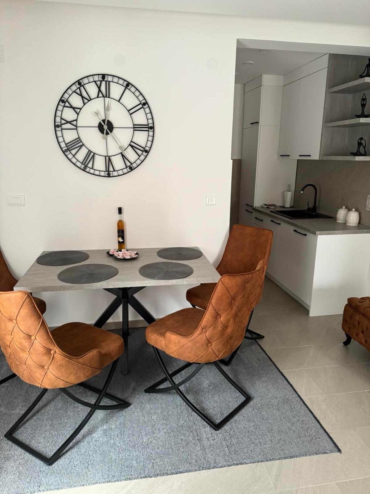 Apartman Anna Atina Budua Esterno foto