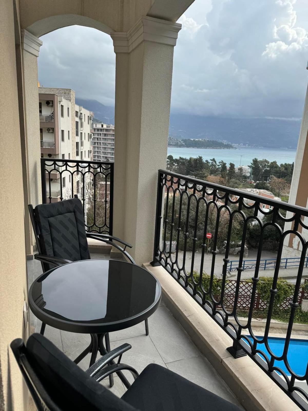 Apartman Anna Atina Budua Esterno foto